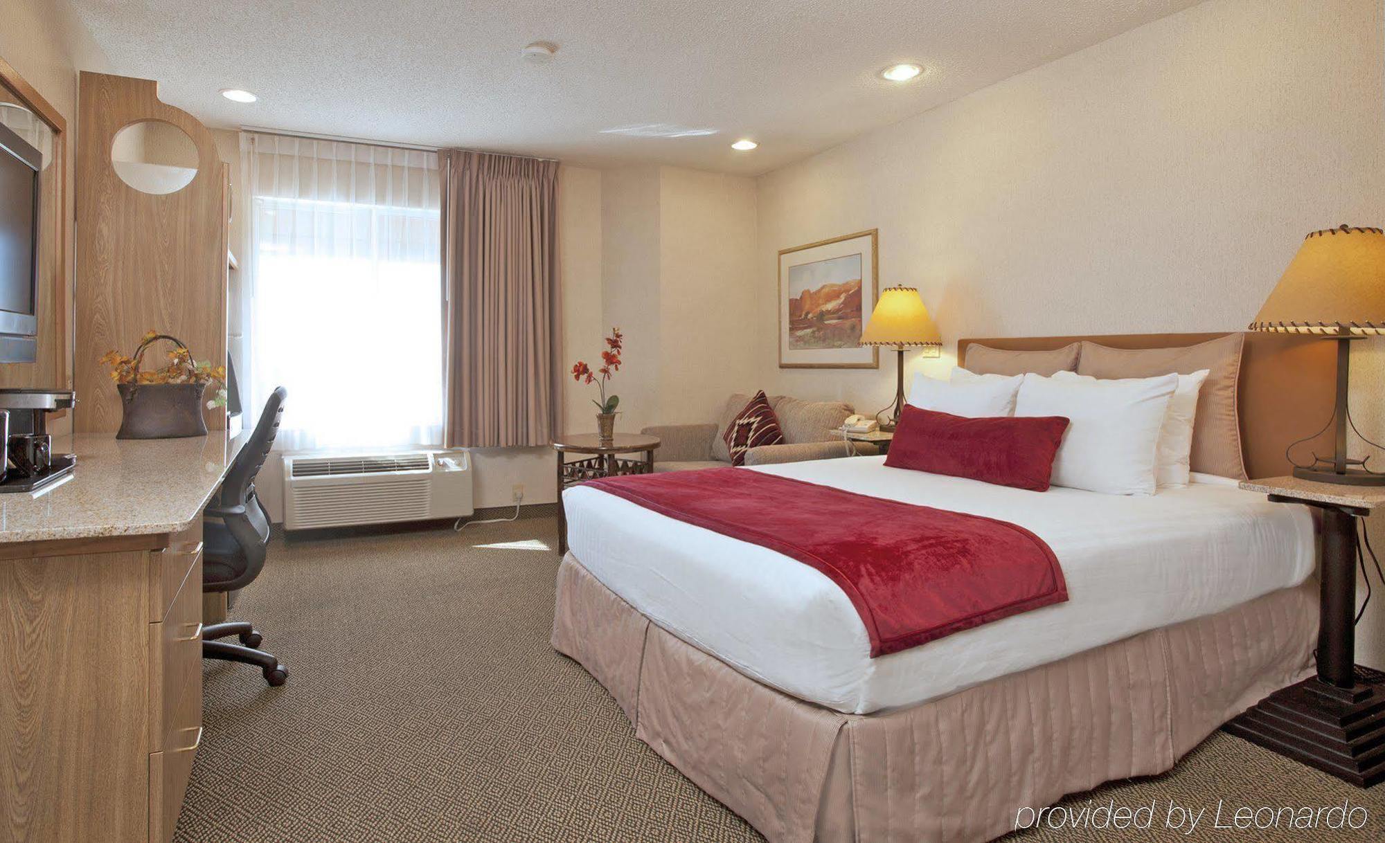 Inn At Santa Fe, Surestay Collection By Best Western Exterior photo