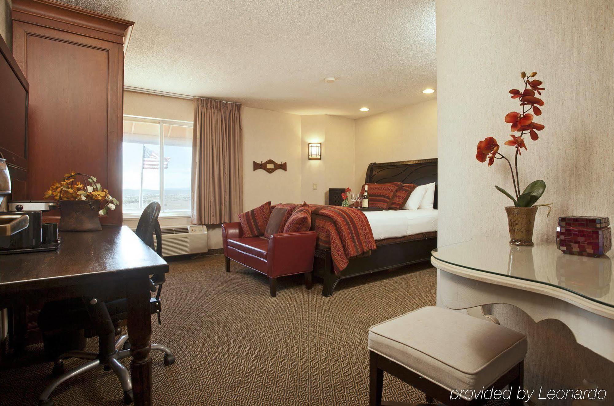 Inn At Santa Fe, Surestay Collection By Best Western Exterior photo